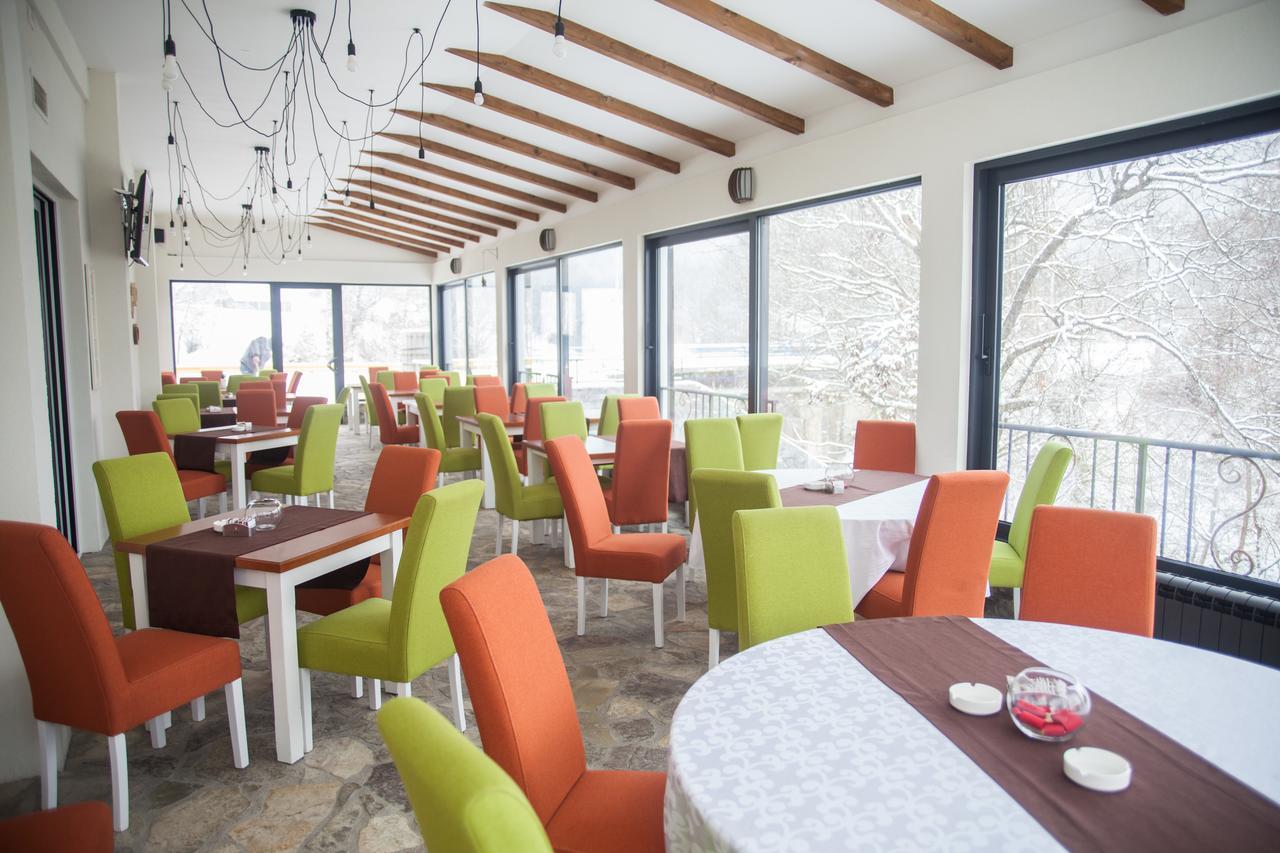 Serdar Hotel