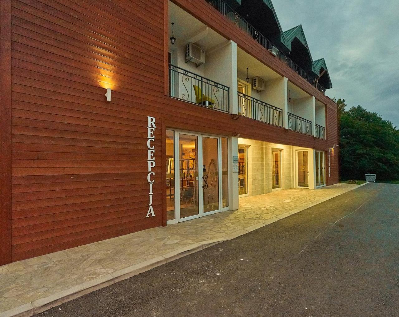 Hotel Serdar 4*